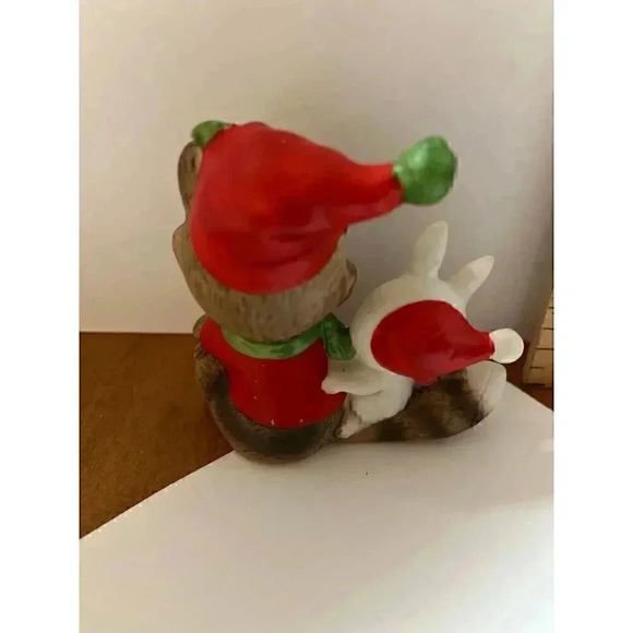 Vintage Christmas Raccoon and Rabbit ceramic figurine - Picture 2 of 3